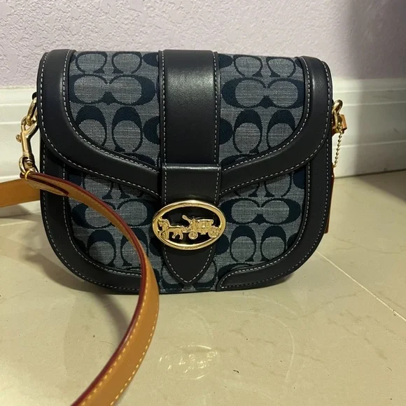 Coach cross body bag - Picture 1 of 4